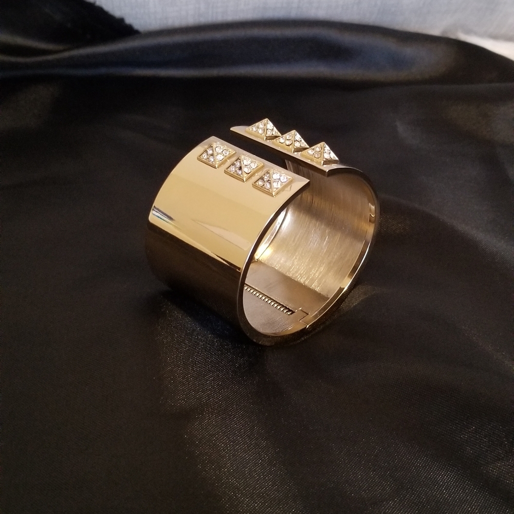 Victoria Secret bangle bracelet